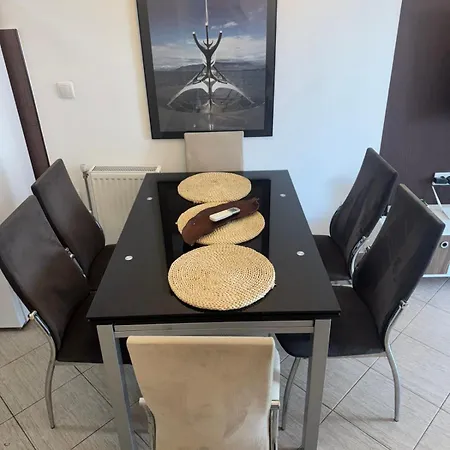 דירה Koni סקופיה